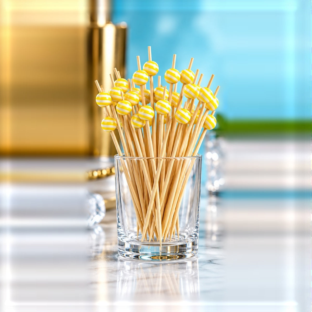 Pics en bambou Oxstal Candy jaune 9 cm, lot de 100, vu de face sur fond clair