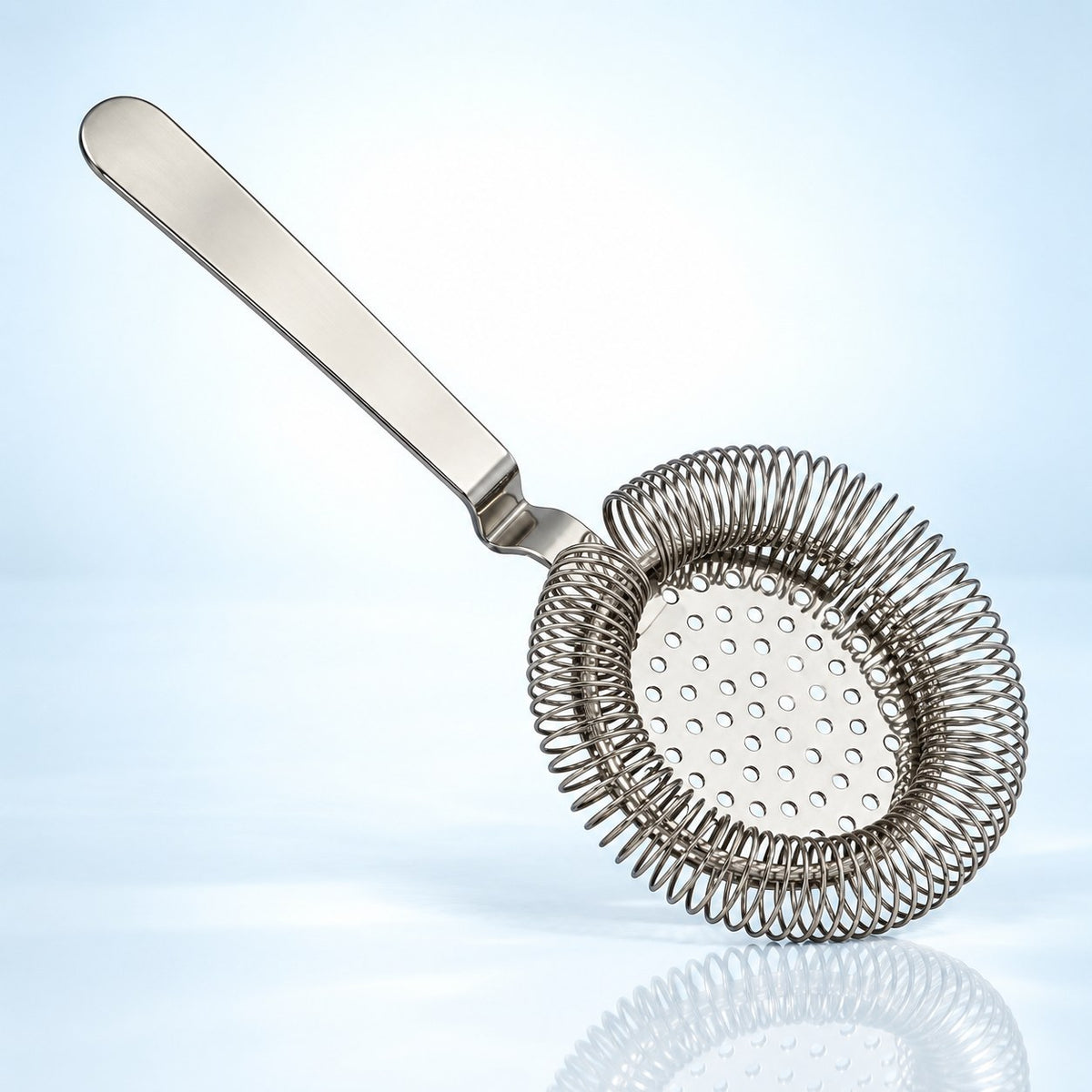 Strainer BWA, vu de face sur fond clair