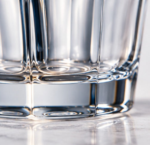 Verre short drink Pasabache Casablanca 27 cl, gros plan sur le fond épais
