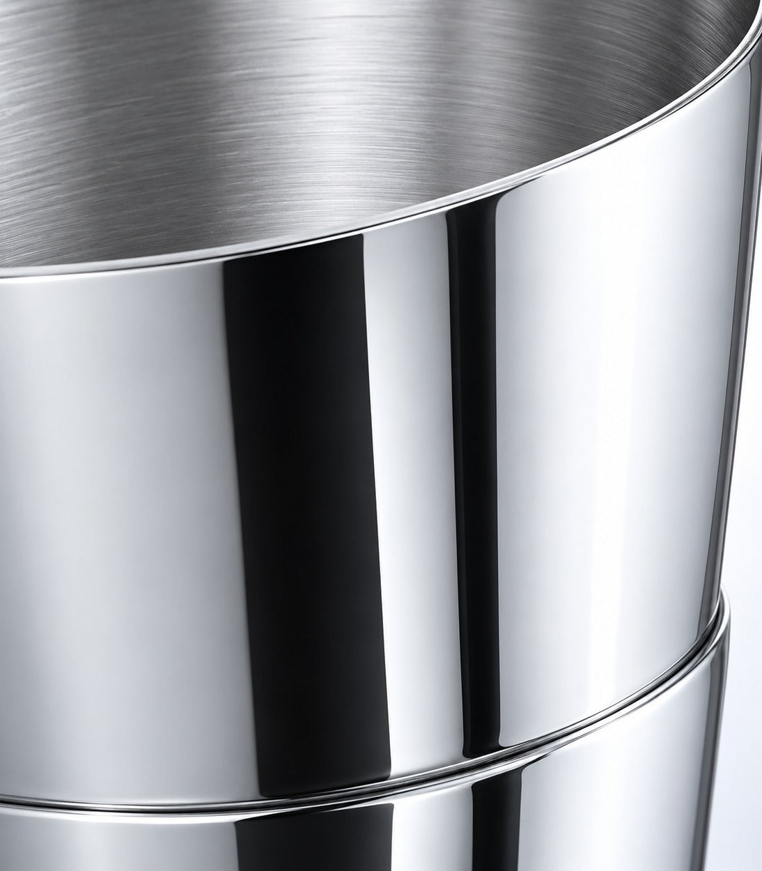 Boston shaker Classique Non Lesté 53 cl, gros plan sur le bord du verre inox