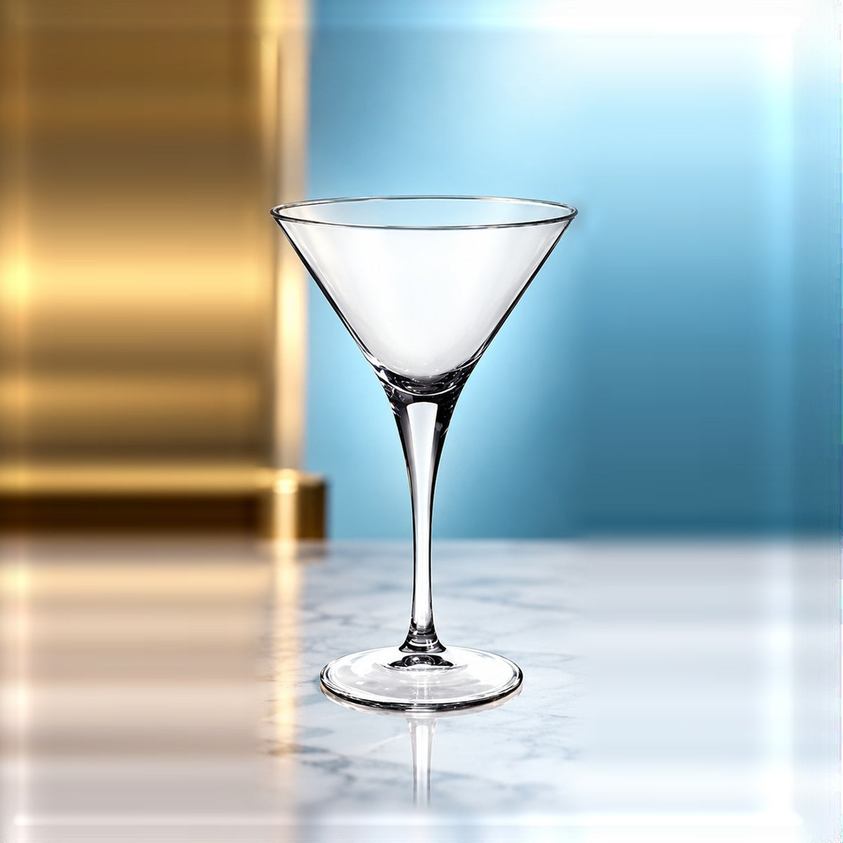 Martini Bormioli Rocco Ypsilon 24 cl, vu de face sur fond clair