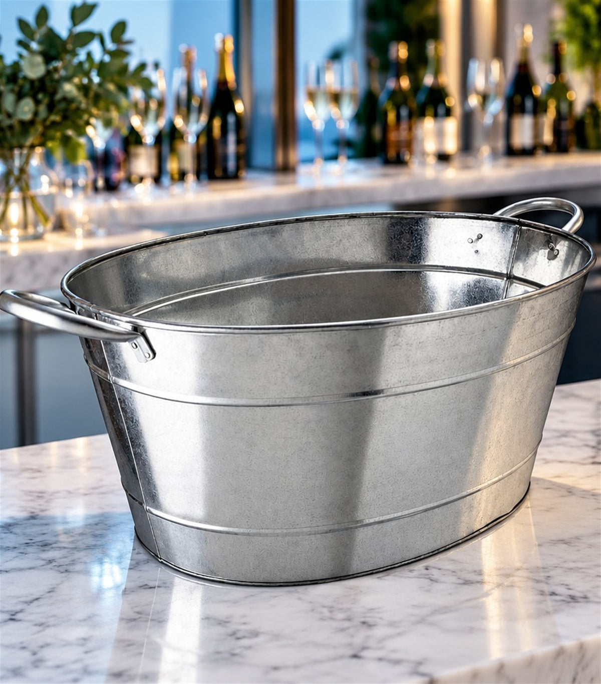 Bac à glace étanche Beaumont 25 L, vu de face sur fond clair
