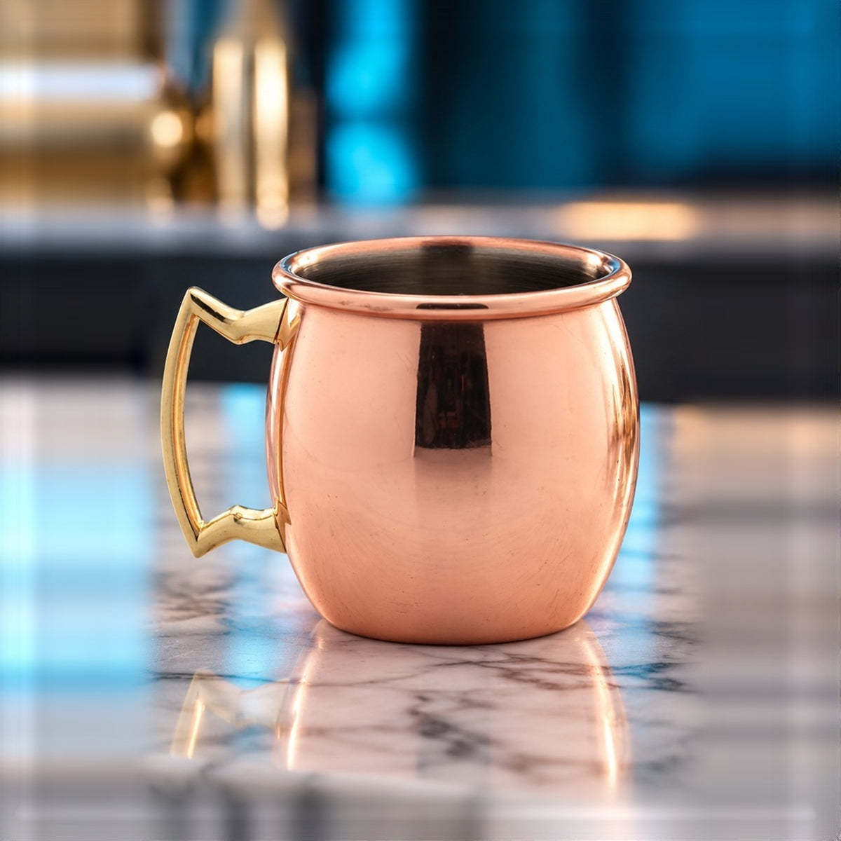 Mini barrel mug Genware 6 cl, vu de face sur fond clair