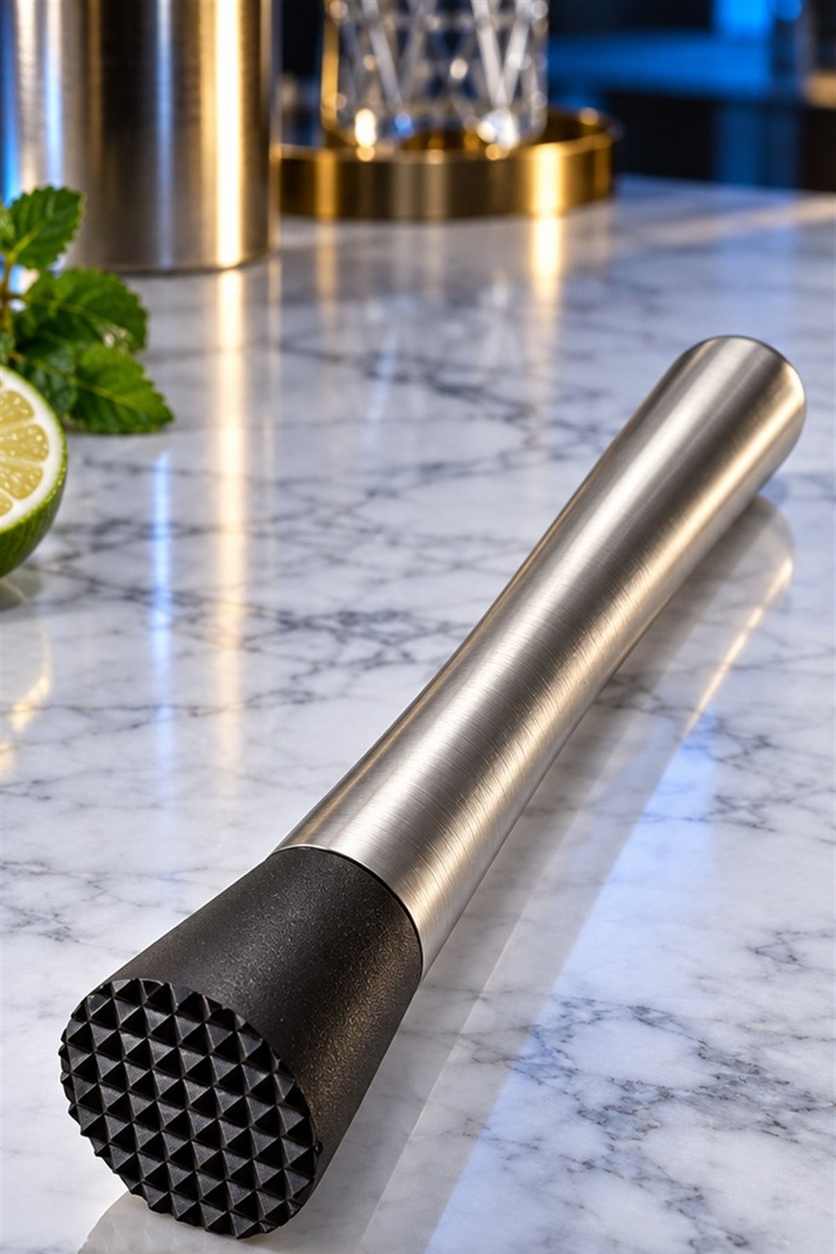 Pilon Beaumont 24 cm, vu de face sur fond clair